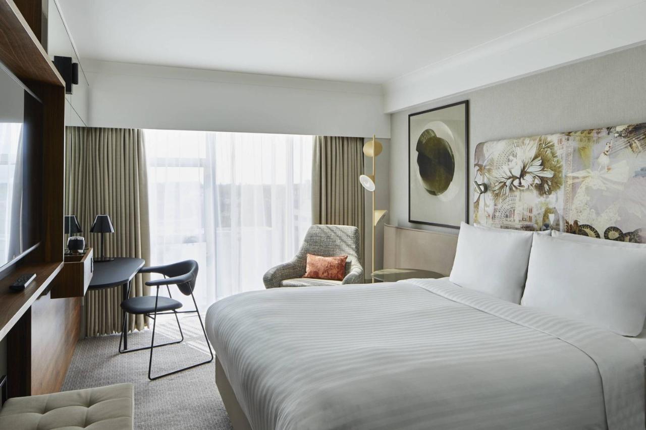 London Marriott Hotel Kensington Екстер'єр фото