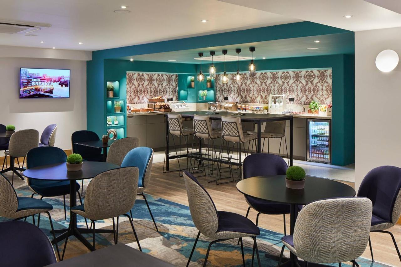London Marriott Hotel Kensington Екстер'єр фото