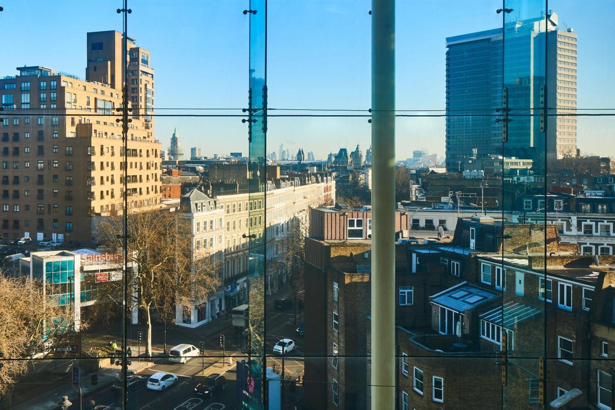 London Marriott Hotel Kensington Екстер'єр фото