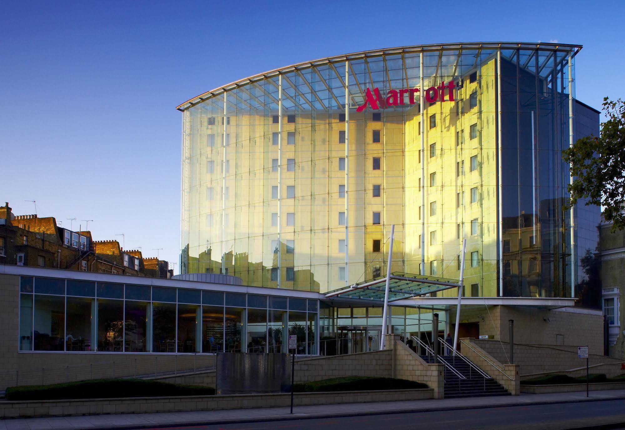 London Marriott Hotel Kensington Екстер'єр фото